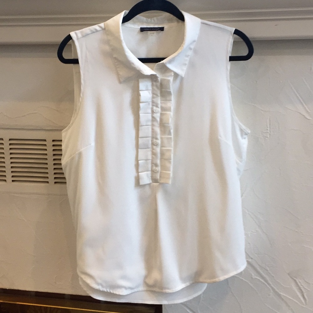 Tommy Hilfiger sleeveless white blouse